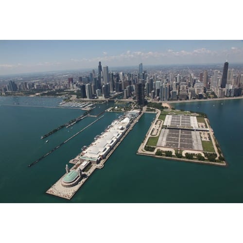Chicago Postcard: Chicago Lakefront from Navy Pier and Water Plant CPC0051
